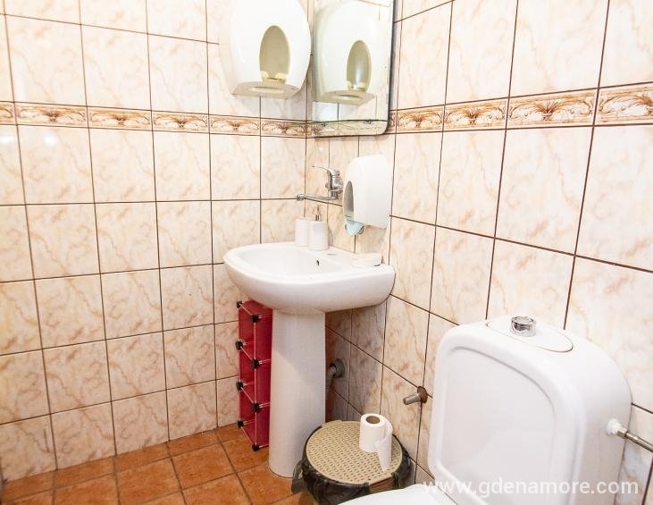 Green Mill-171